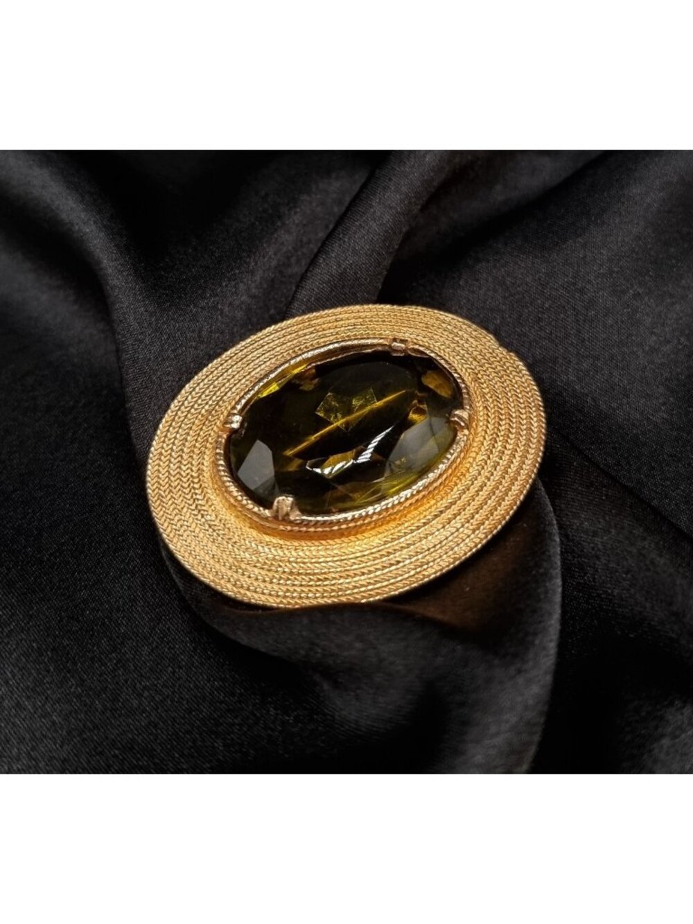Vintage 1960s-1970s Accessocraft N.Y.C Brooch